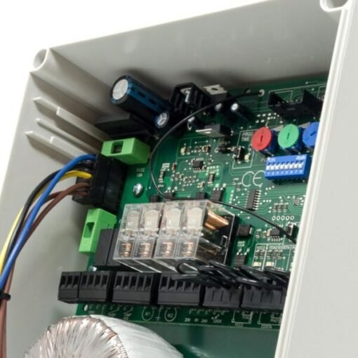 VDS Euro 24 M2 central puerta batiente 24 voltios 2